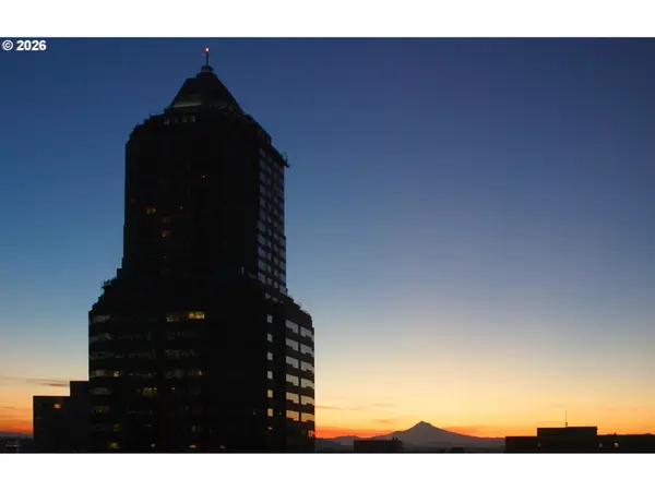 1414 SW 3rd Ave #2301, Portland, OR 97201