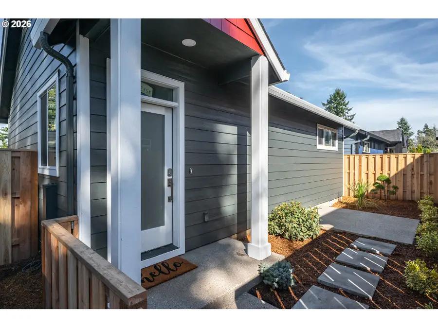 6215 SE Knapp St #B, Portland, OR 97206 - #2