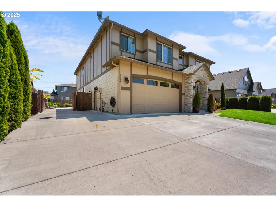 9503 NE 165th Ave, Vancouver, WA 98682 - Image #2