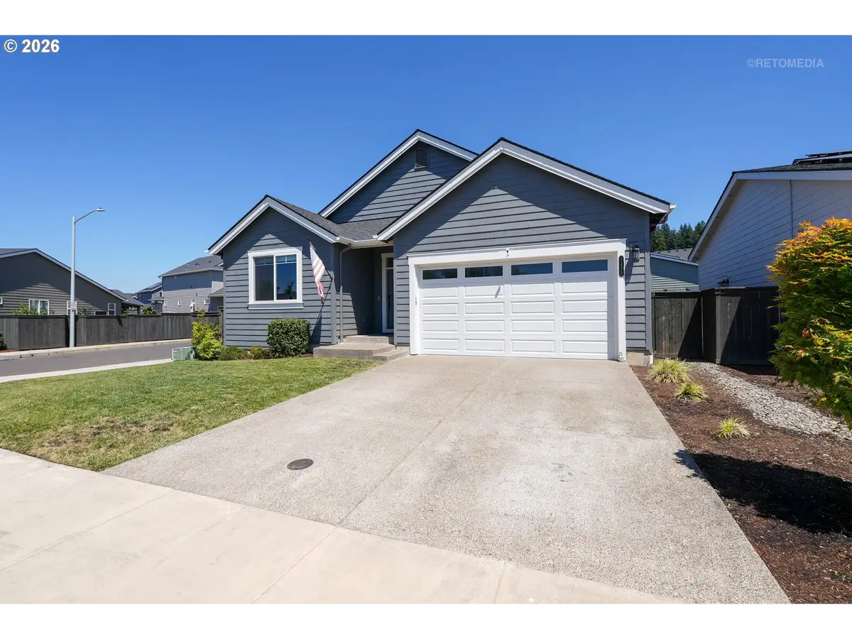 1453 NE Forest Park St, Estacada, OR 97023 - #1