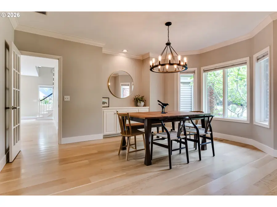 3375 Bardell Ave, Eugene, OR 97401 - #2