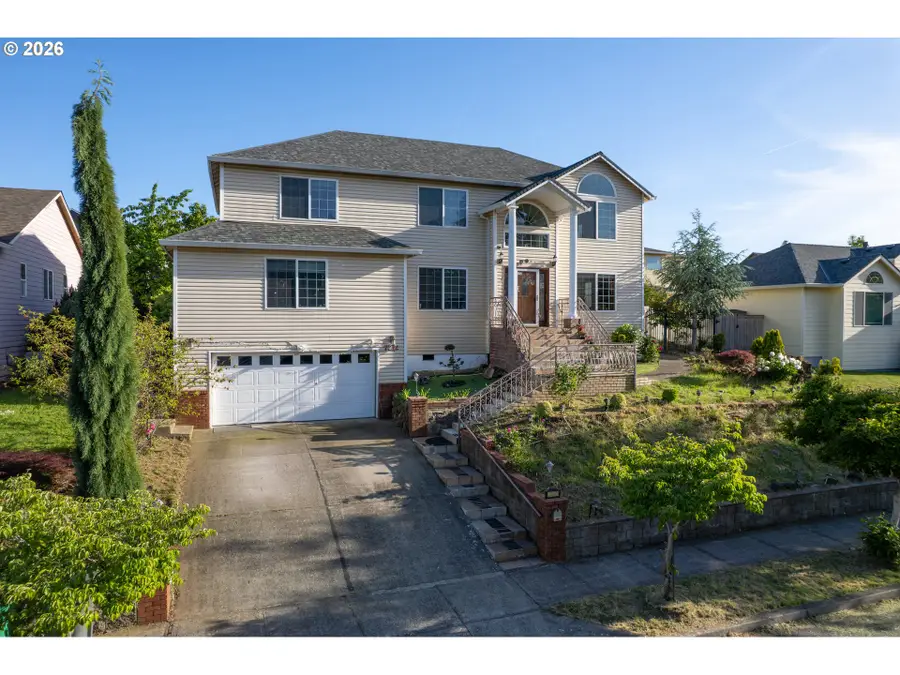 7212 SE Terrace Trails Dr, Portland, OR 97266 - #2