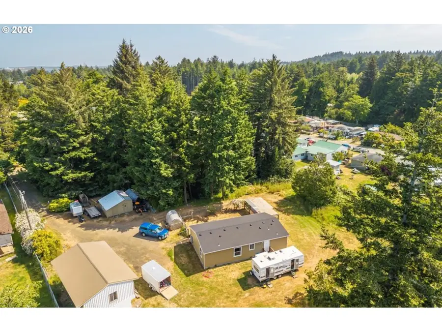 91382 Grinnell Ln, Coos Bay, OR 97420 - #2