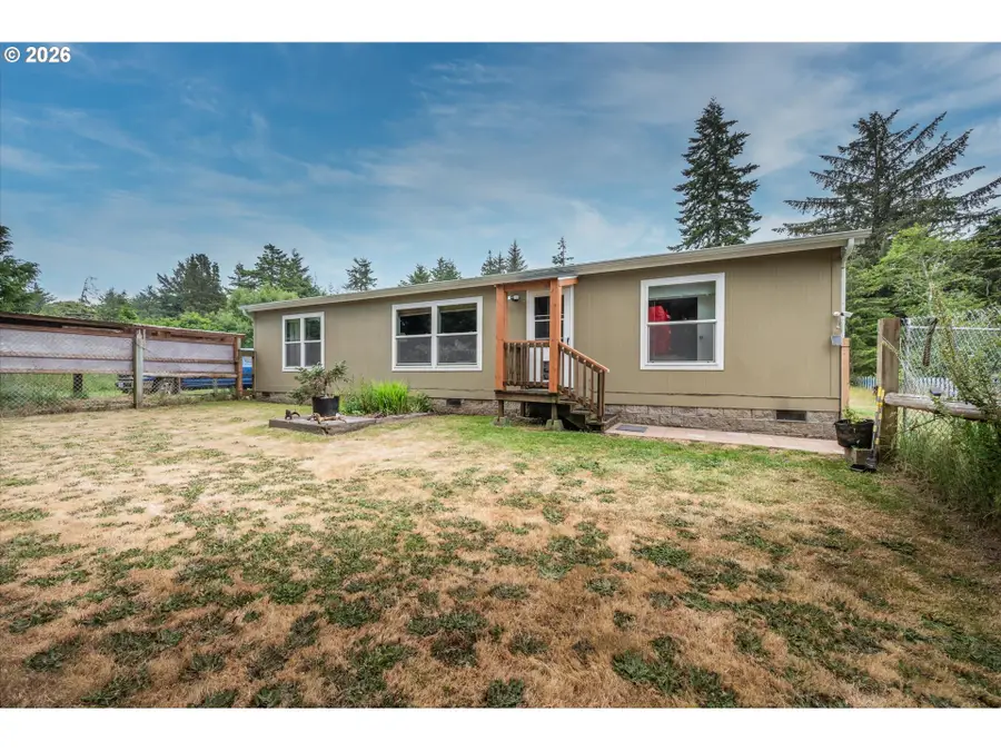 91382 Grinnell Ln, Coos Bay, OR 97420 - #3