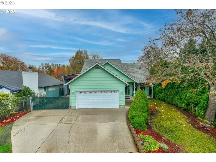 5282 Sugarpine Cir, Eugene, OR 97402 - Image #2