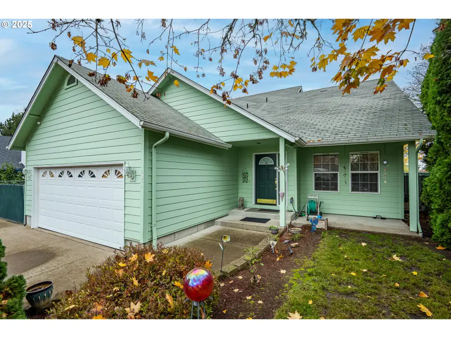 5282 Sugarpine Cir, Eugene, OR 97402 - Image #3