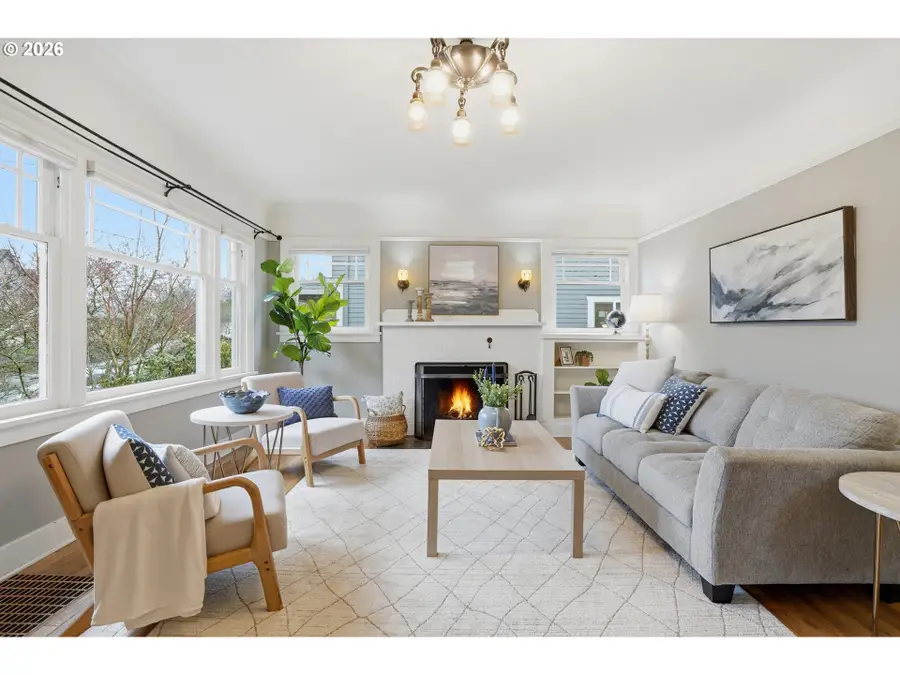 9752 N Ivanhoe St, Portland, OR 97203 - Image #2