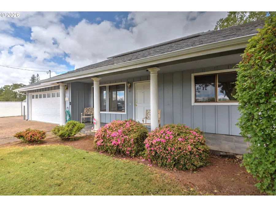 1217 Willagillespie Rd, Eugene, OR 97401 - #2