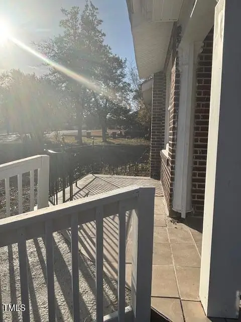 201 W Highland Avenue, Kinston, NC 28501 - #3