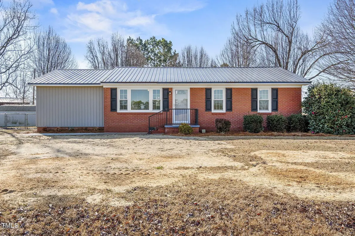 352 Old Crow Road, Newton Grove, NC 28366 - Image #1