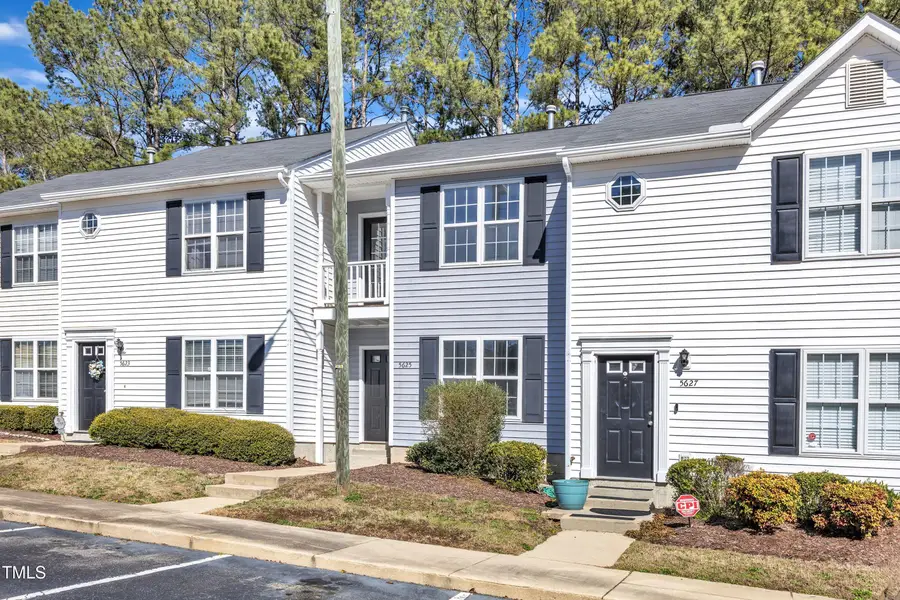 5625 Fieldcross Court, Raleigh, NC 27610 - Image #2