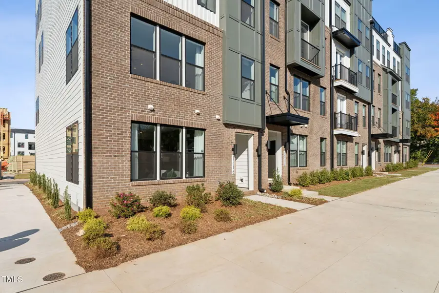 1259 Shaw View Alley #101, Raleigh, NC 27601 - Image #3