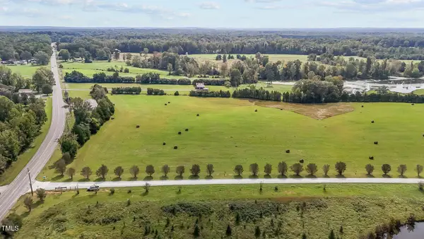 1 Deer Run Trail, Hillsborough, NC 27278