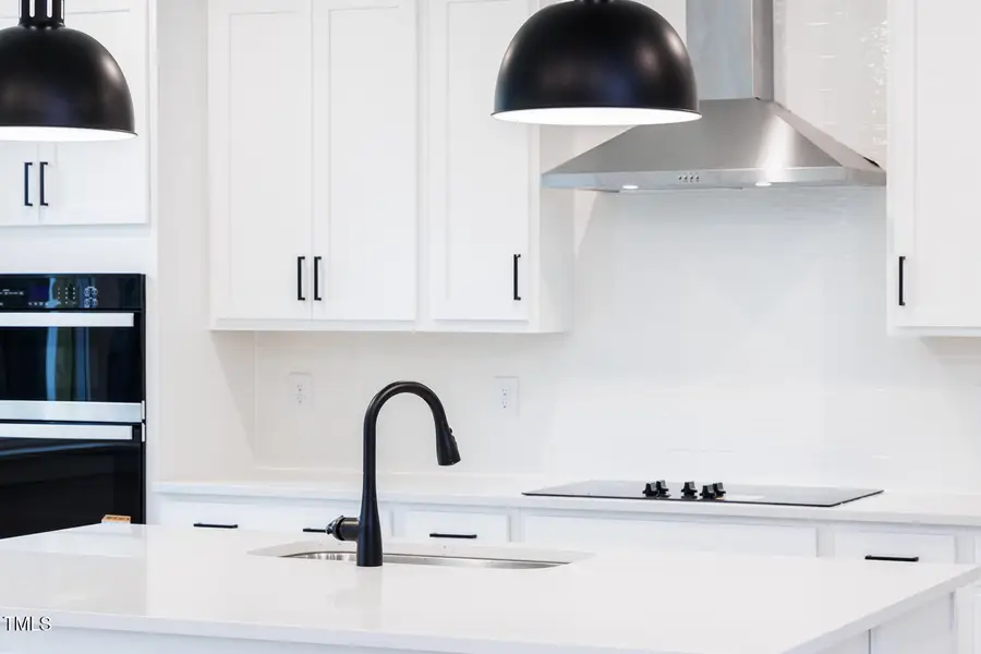 266 Golfview Avenue, Benson, NC 27504 - Image #2