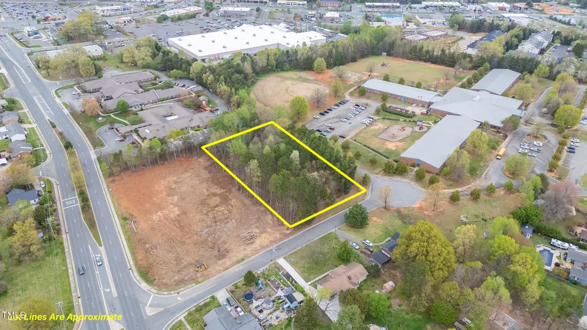 000 Cardwell Drive, Burlington, NC 27215 - Image #1