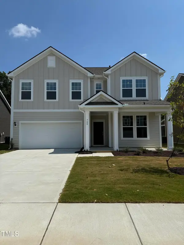 788 Old Station Pointe, Angier, NC 27501