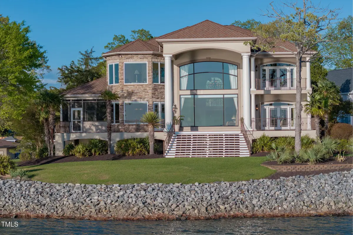 250 Riverside Drive, Henrico, NC 27842 - Image #1