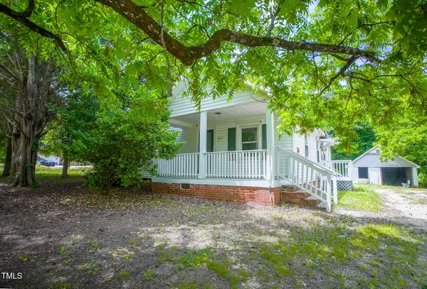 1015 Cross Link Road, Raleigh, NC 27610