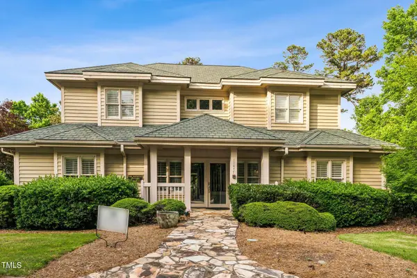 11477 Club Drive, Chapel Hill, NC 27517