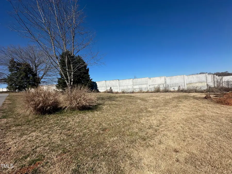 405 Montcrest Drive, Kernersville, NC 27284 - Image #2