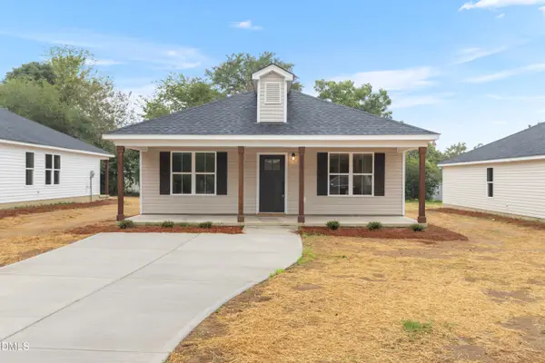 221 E Washington Street, Coats, NC 27521