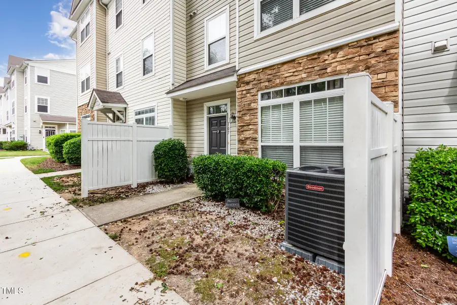 1220 Canyon Rock Court #107, Raleigh, NC 27610 - Image #3