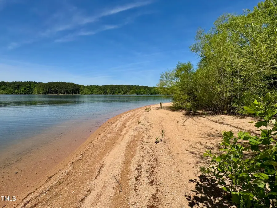 96 Holly Circle, Henderson, NC 27537 - Image #2