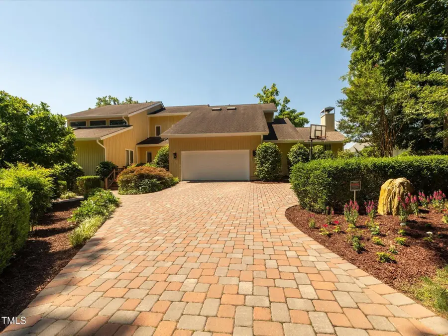 112 Lancaster Drive, Chapel Hill, NC 27517 - Image #2