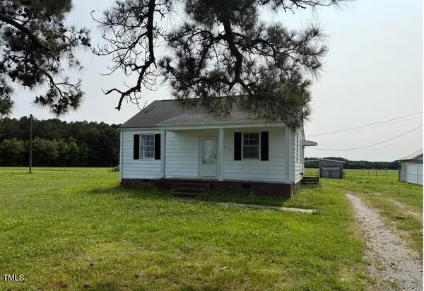 8714 Tyson Farm Road, Stantonsburg, NC 27883