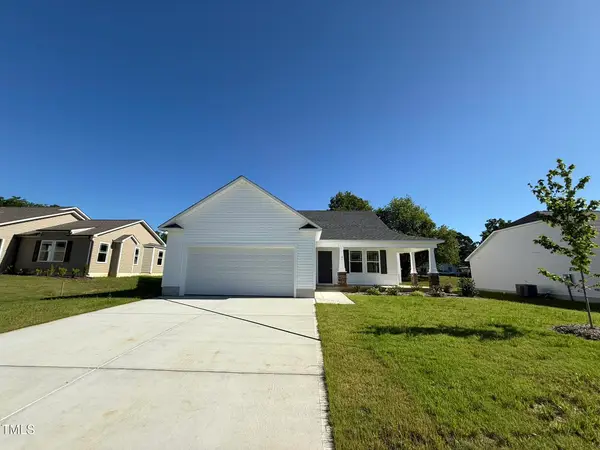 91 Oakfield Trace Drive, Four Oaks, NC 27524