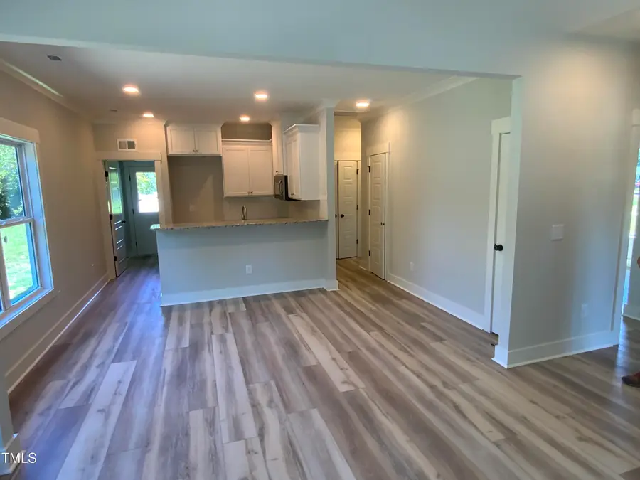 221 E Jackson Street, Coats, NC 27521 - Image #2