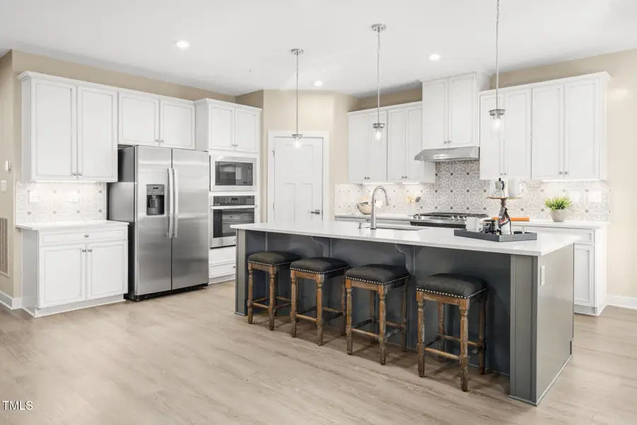 884 Nichols View Court, Raleigh, NC 27604 - Image #3