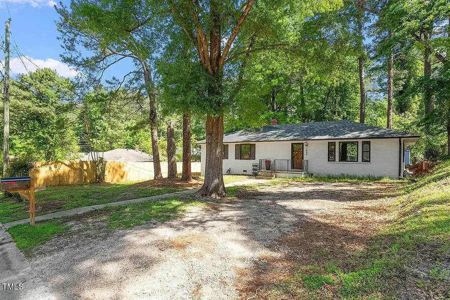 2609 Elmhurst Circle, Raleigh, NC 27610 - Image #2