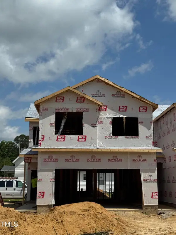 162 W Allen Street, Four Oaks, NC 27524