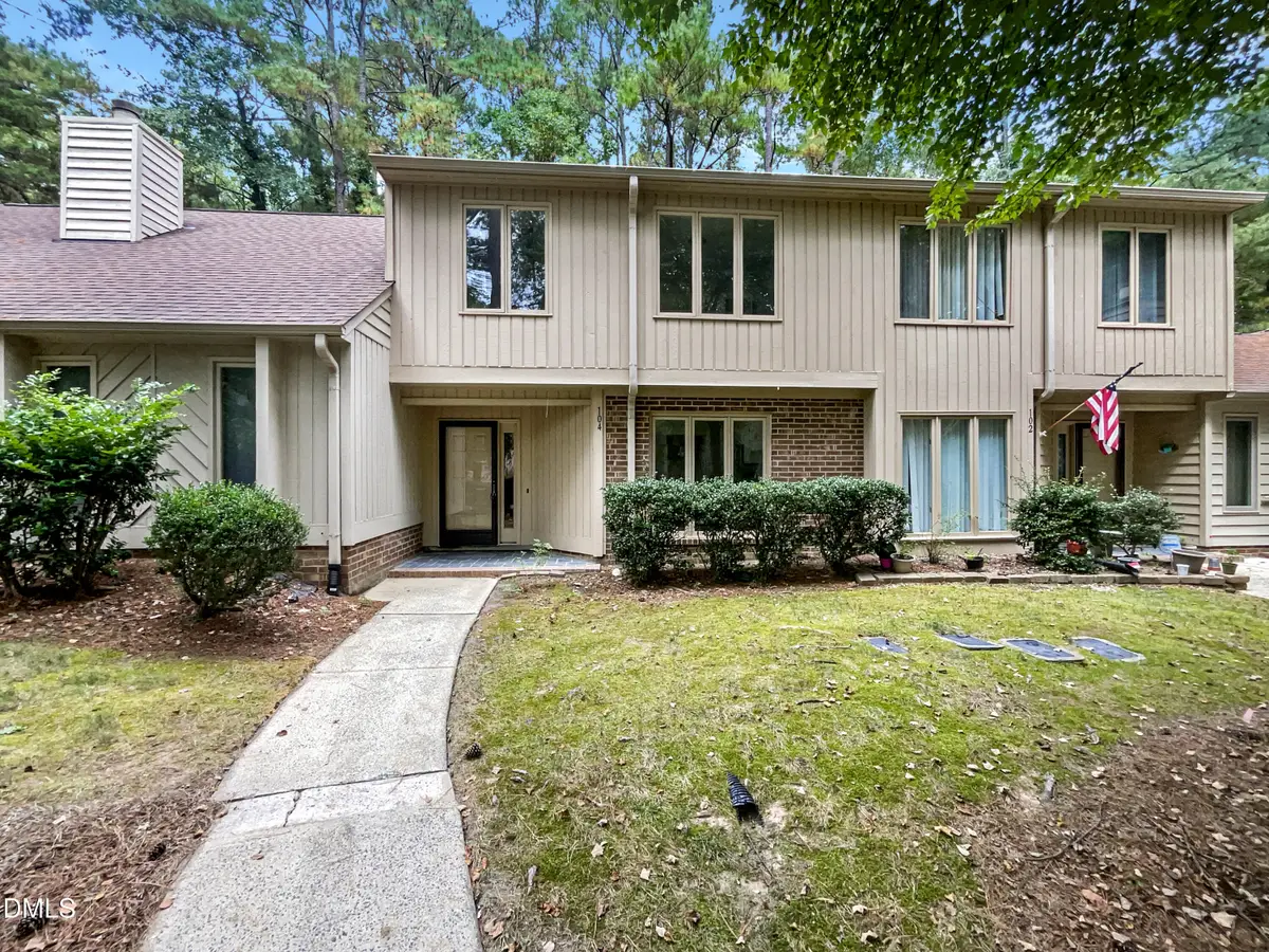 104 Mossbark Lane, Chapel Hill, NC 27514 - Image #1