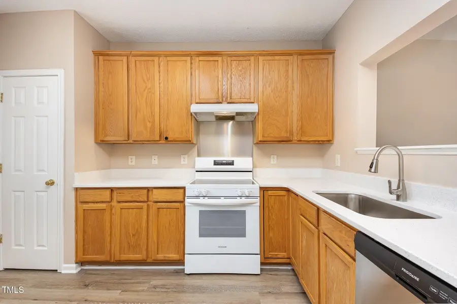 424 Nomar, Raleigh, NC 27610 - Image #3