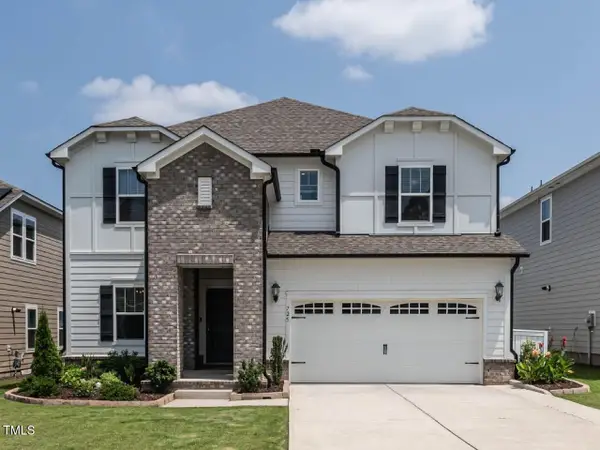 725 Sage Oak Lane, Holly Springs, NC 27540