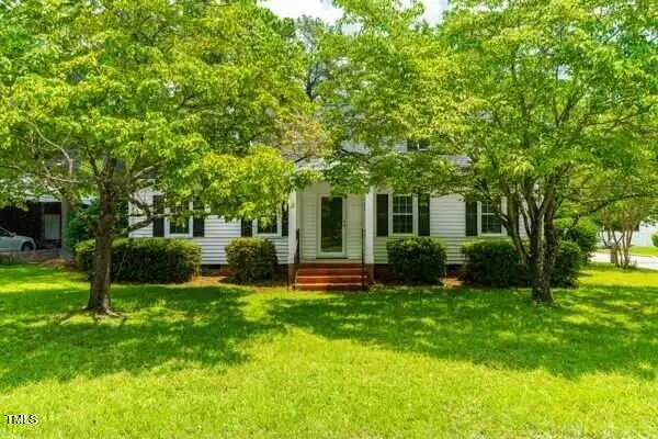 509 S Mckay Avenue, Dunn, NC 28334 - #1