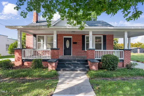 3902 W Wilson Street, Farmville, NC 27828