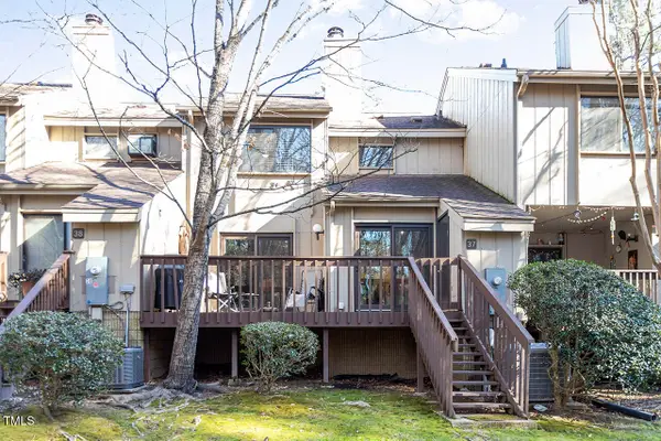 4100 Five Oaks Drive #37, Durham, NC 27707