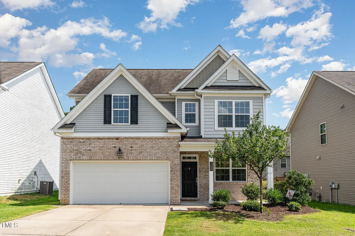 637 Stapleford Lane, Fuquay Varina, NC 27526 - Image #1