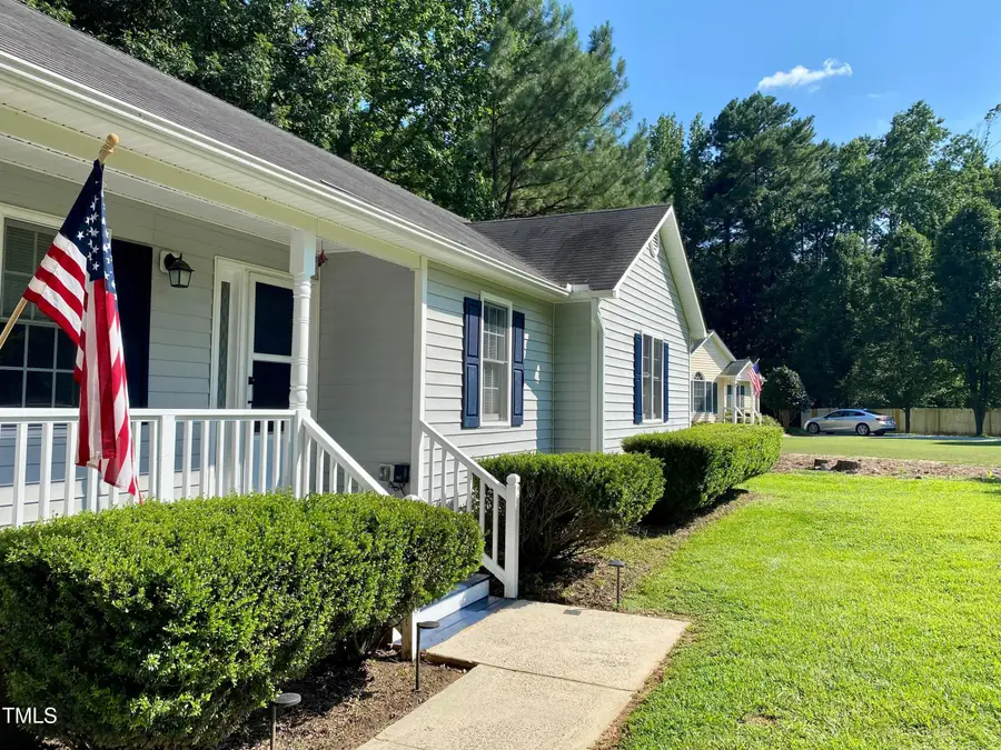 117 Primrose Lane, Clayton, NC 27520 - Image #2