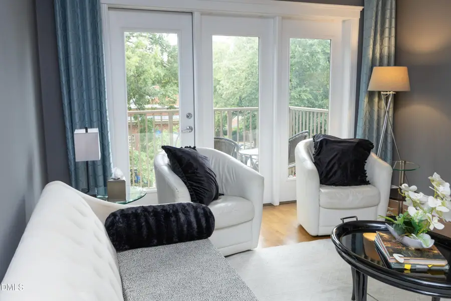 222 Glenwood Avenue #413, Raleigh, NC 27603 - Image #3