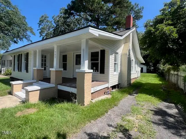 702 W Main Street, Benson, NC 27504 - Image #2