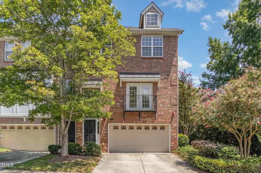 300 Christine Court, Chapel Hill, NC 27516 - Image #3