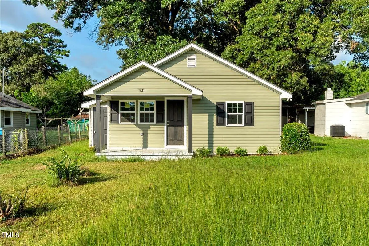 1429 American Legion Road Road, Roanoke Rapids, NC 27870 - Image #1