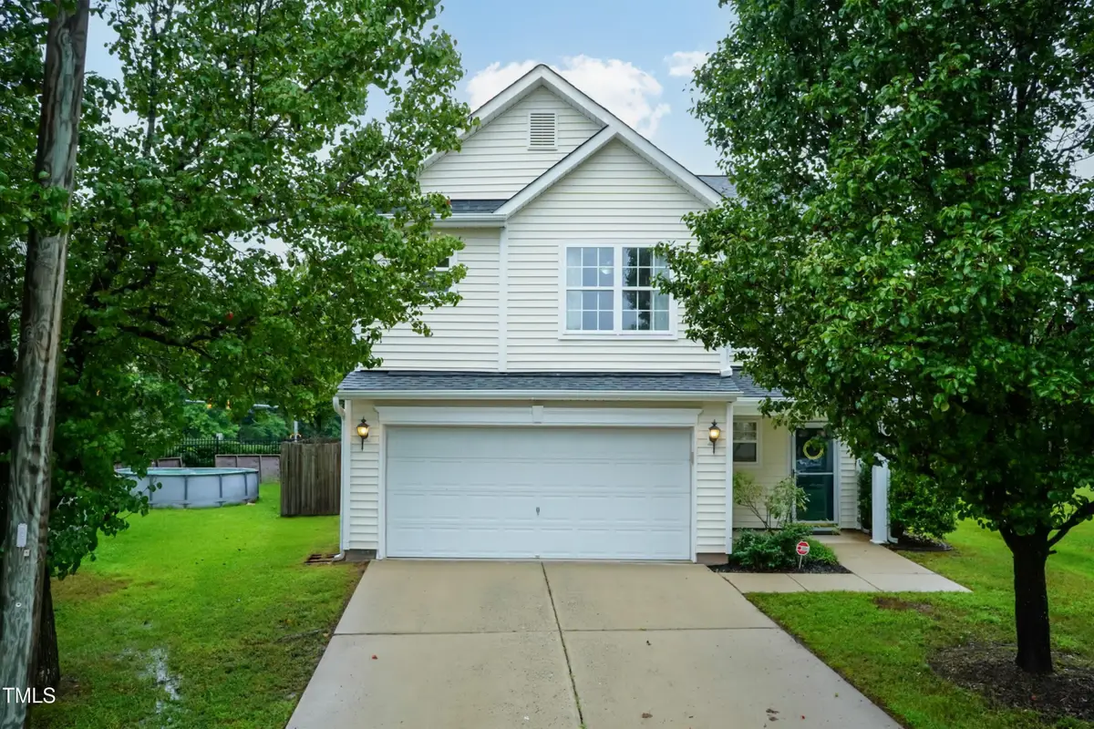 8 Kingfisher Way, Durham, NC 27713 - Image #1