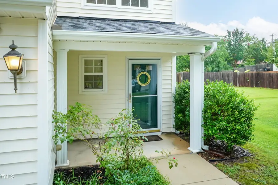 8 Kingfisher Way, Durham, NC 27713 - Image #2