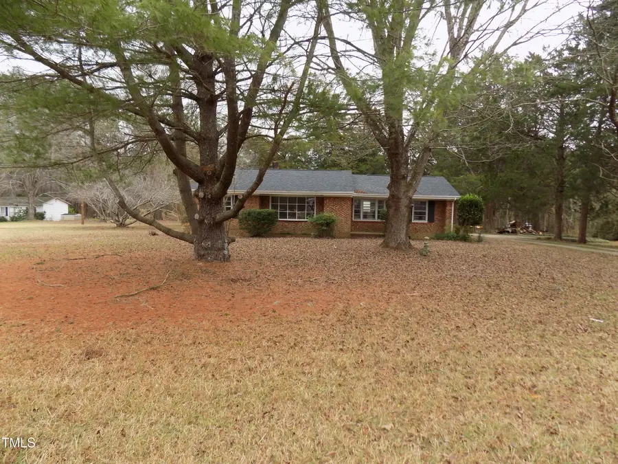 994 Alert Road, Warrenton, NC 27589 - Image #3