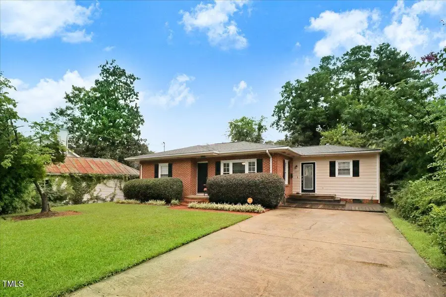 407 E Woodall Street, Smithfield, NC 27577 - Image #3